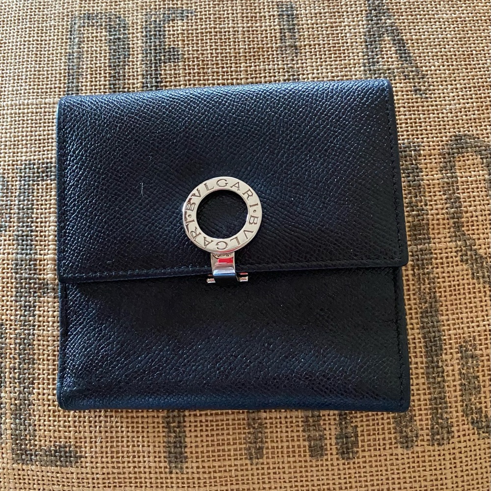 💯 GUARANTEED AUTHENTIC Bvlgari Wallet. Beautiful Black leather. Pristine.